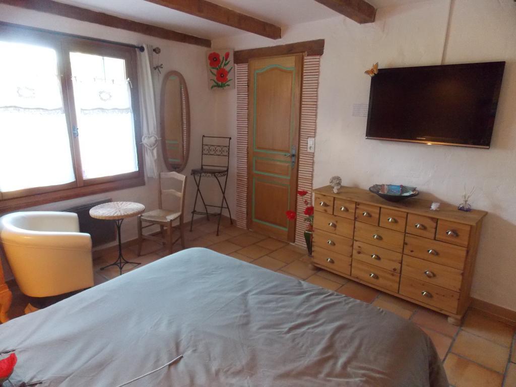 La Maison Du Bonheur Aups Phòng bức ảnh