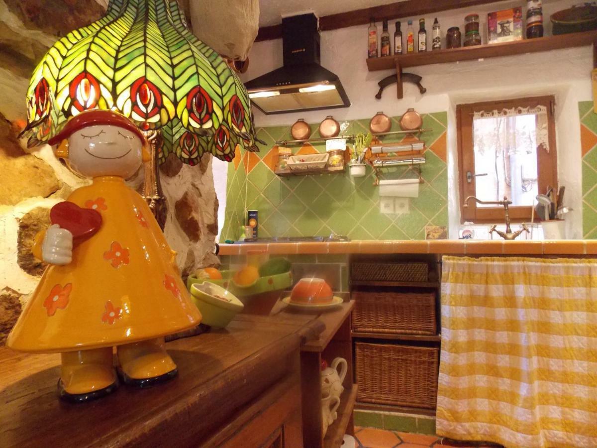 La Maison Du Bonheur Aups Ngoại thất bức ảnh